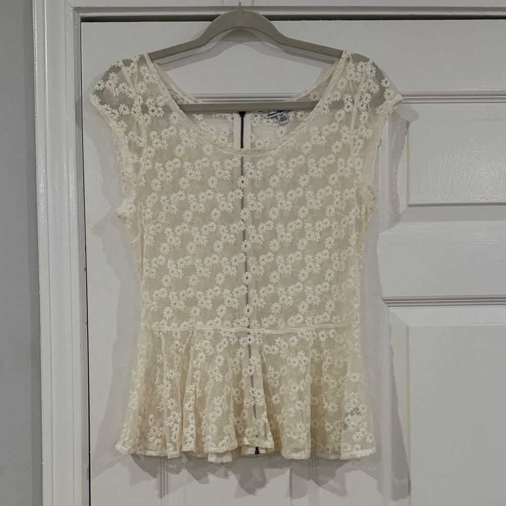 American Eagle Outfitters Cream Floral Lace Peplum Top